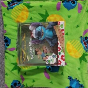 𝅺🎄 Christmas stitch on the shelf  lilo and stitch